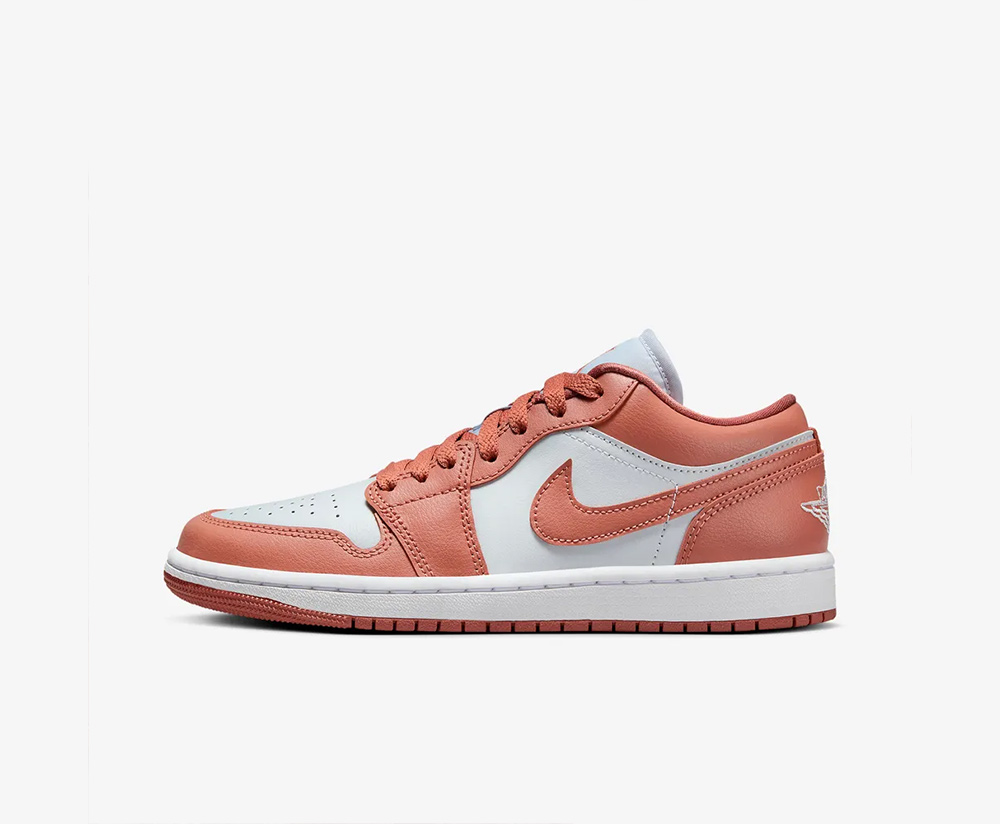 Nike Wmns Air Jordan 1 Low 'Sky J Orange' DC0774-080